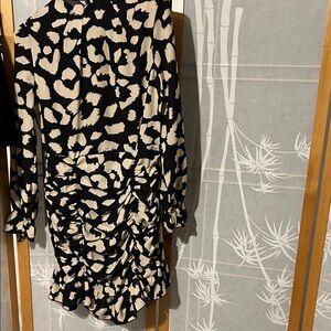 SHEIN Black and Cream Patterned Long Sleeve Dress